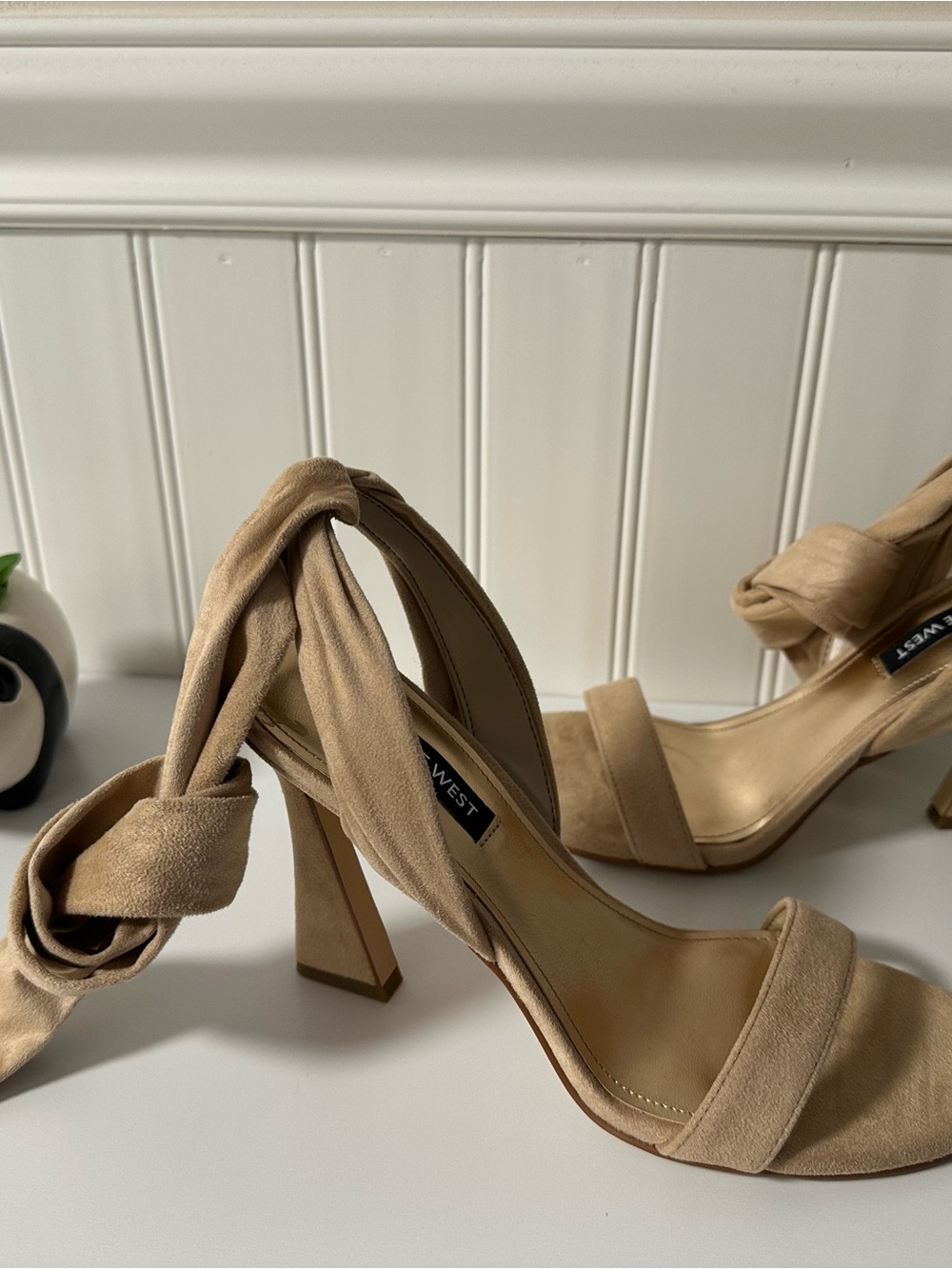 NIB- Nine West Kelsie 6M Light Natural - Ankle-Tie Suede High Heel Sandal - Picture 7 of 10